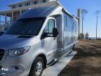 Thumbnail Photo 3 for 2020 Airstream Atlas