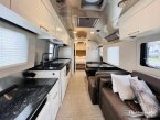 Thumbnail Photo 4 for 2020 Airstream Classic