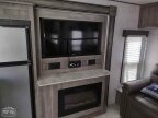 Thumbnail Photo 2 for 2020 Coachmen Apex
