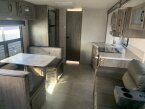 Thumbnail Photo 5 for 2020 Coachmen Apex
