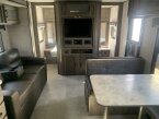 Thumbnail Photo 6 for 2020 Coachmen Apex