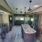 Thumbnail Photo 2 for 2020 Coachmen Chaparral
