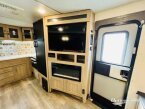 Thumbnail Photo 5 for 2020 Coachmen Freedom Express