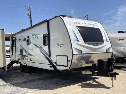 Photo 1 for 2020 Coachmen Freedom Express