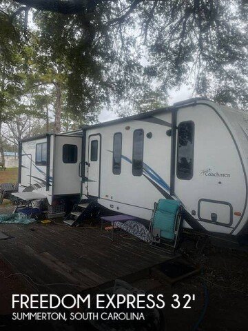 2020 Coachmen Freedom Express 324RLDSLE