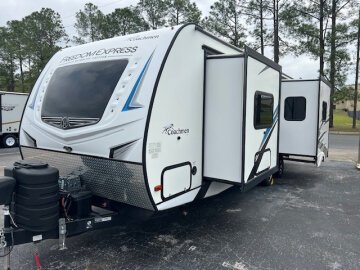 2020 Coachmen Freedom Express