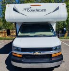 Thumbnail Photo 2 for 2020 Coachmen Freelander for Sale by Owner