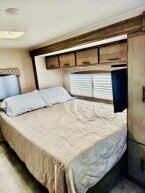Thumbnail Photo 4 for 2020 Coachmen Freelander for Sale by Owner