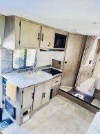 Thumbnail Photo 6 for 2020 Coachmen Freelander for Sale by Owner