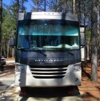 Thumbnail Photo 2 for 2020 Coachmen Mirada 350S