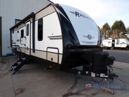 Photo 1 for 2020 Cruiser Radiance