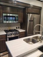 Thumbnail Photo 6 for 2020 Forest River Cedar Creek
