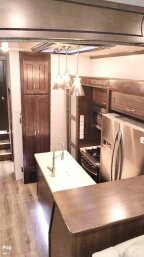 Thumbnail Photo 4 for 2020 Forest River Cedar Creek