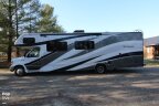 Thumbnail Photo 4 for 2020 Forest River Sunseeker 3010DS