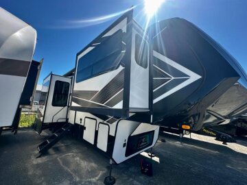 2020 Grand Design Momentum 376TH