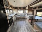 Thumbnail Photo 3 for 2020 JAYCO Jay Feather