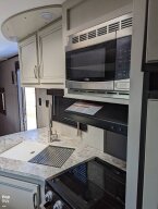 Thumbnail Photo 2 for 2020 JAYCO Jay Flight