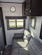 Thumbnail Photo 5 for 2020 JAYCO Jay Flight