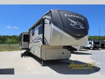 2020 JAYCO Pinnacle