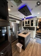 Thumbnail Photo 3 for 2020 JAYCO Seismic