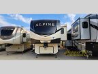 Thumbnail Photo 3 for 2020 Keystone Alpine