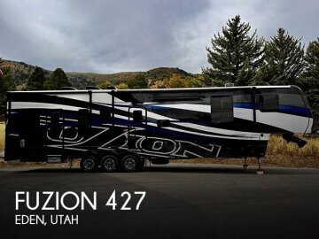 2020 Keystone Fuzion