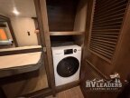 Thumbnail Photo 4 for 2020 Keystone Montana 3855BR