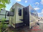 Thumbnail Photo 3 for 2020 Keystone Montana 295RL