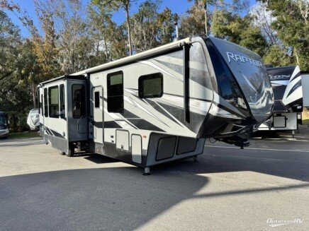 Photo 1 for 2020 Keystone Raptor 356