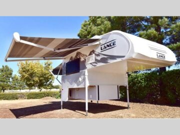2020 Lance Model 650