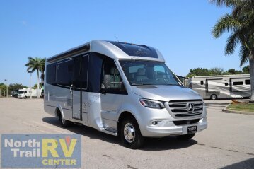 2020 Leisure Travel Vans Unity