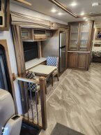 Thumbnail Photo 4 for 2020 Newmar Canyon Star