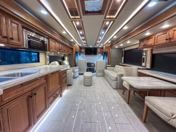 2020 Tiffin Allegro Bus