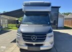Thumbnail Photo 3 for 2020 Tiffin Wayfarer 25 RW