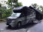 Thumbnail Photo 2 for 2020 Tiffin Wayfarer 24TW