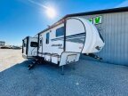 Thumbnail Photo 2 for 2020 Winnebago Minnie