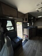 Thumbnail Photo 3 for 2020 Winnebago Minnie Winnie