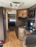 Thumbnail Photo 2 for 2020 Winnebago Minnie Winnie