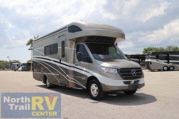 2020 Winnebago Navion
