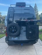 Thumbnail Photo 3 for 2020 Winnebago Revel 44E for Sale by Owner