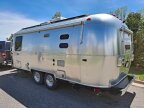 Thumbnail Photo 3 for 2021 Airstream Globetrotter