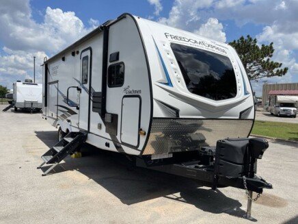 Photo 1 for 2021 Coachmen Freedom Express 259FKDS