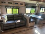 Thumbnail Photo 6 for 2021 Coachmen Freedom Express 287BHDS