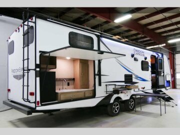 2021 Coachmen Freedom Express 292BHDSLE