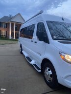 Thumbnail Photo 4 for 2021 Coachmen Galleria 24Q