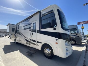 2021 Coachmen Mirada 35ES
