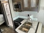 Thumbnail Photo 5 for 2021 Coachmen Pursuit 27XPS