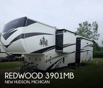 2021 Crossroads Redwood
