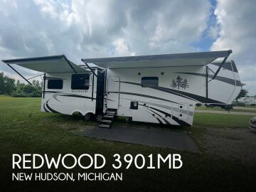 2021 Crossroads Redwood
