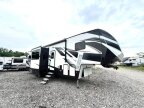 Thumbnail Photo 2 for 2021 Dutchmen Voltage